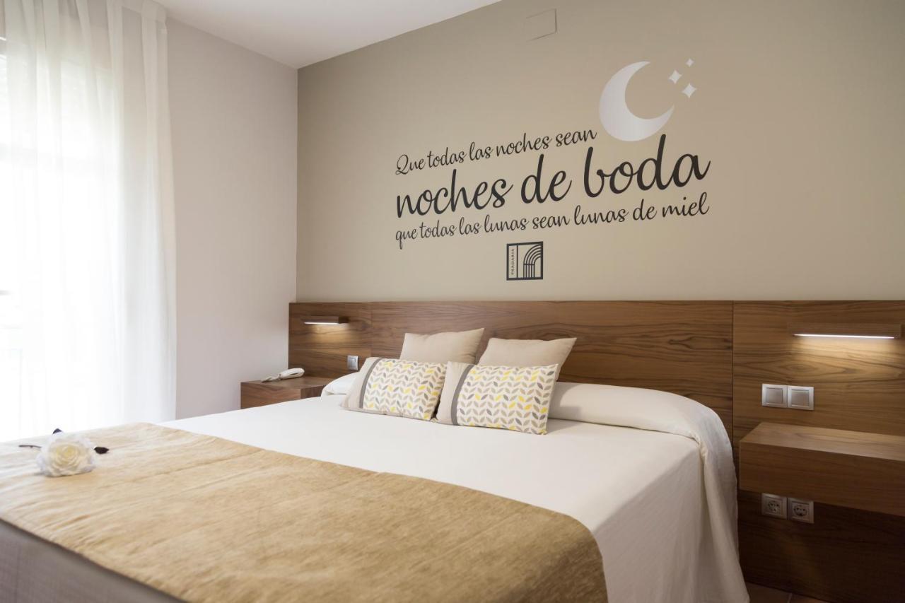 Hostal Pradaria Asador & Alojamiento Arcas エクステリア 写真