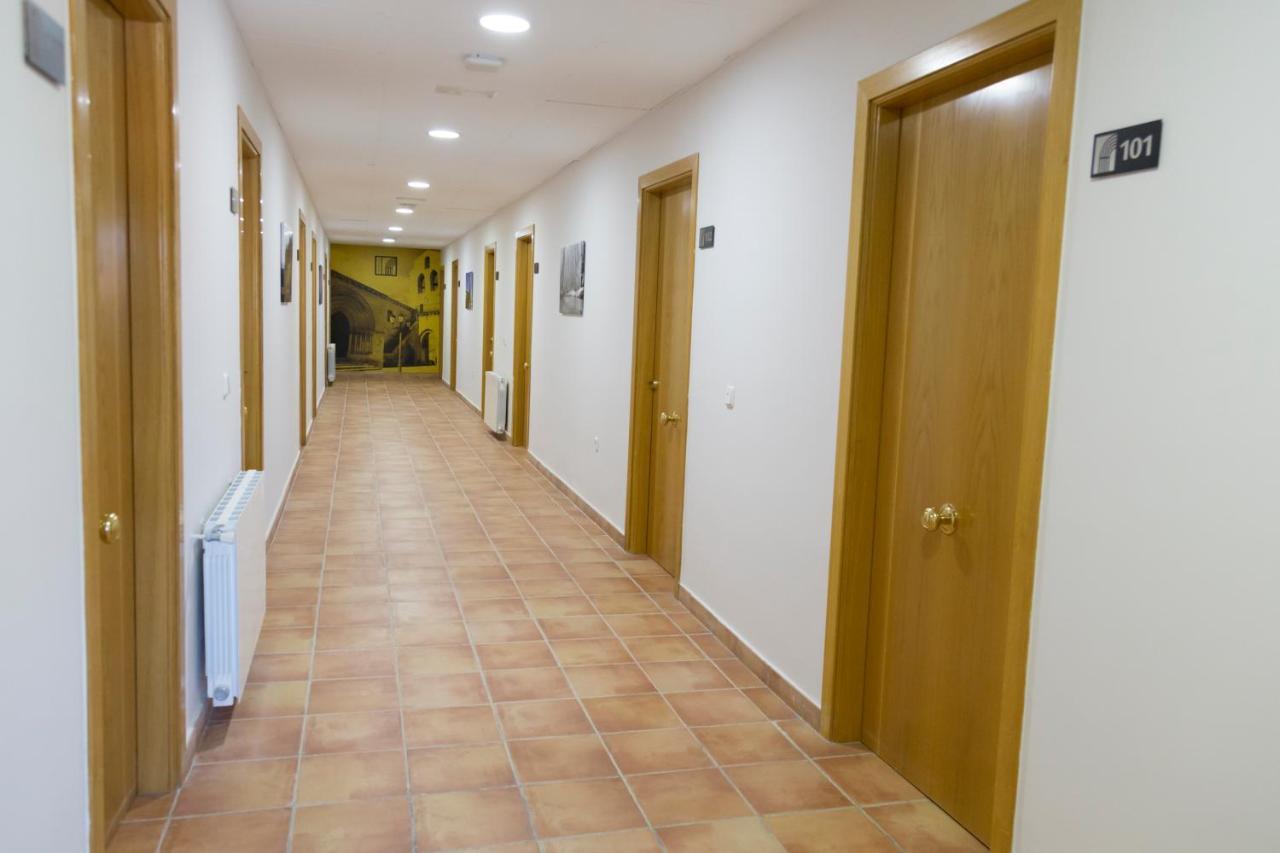 Hostal Pradaria Asador & Alojamiento Arcas エクステリア 写真