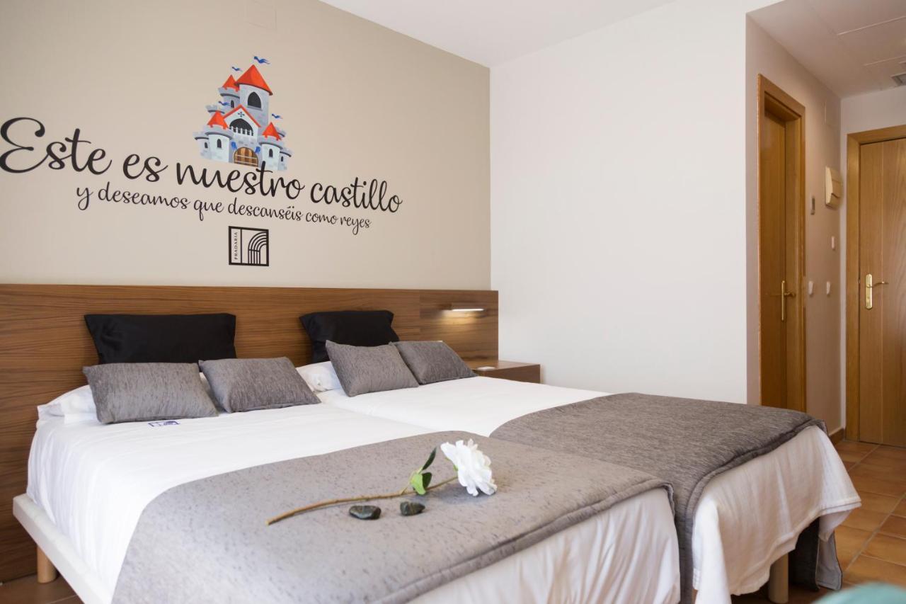 Hostal Pradaria Asador & Alojamiento Arcas エクステリア 写真