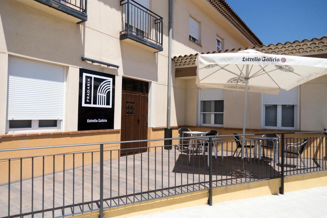 Hostal Pradaria Asador & Alojamiento Arcas エクステリア 写真