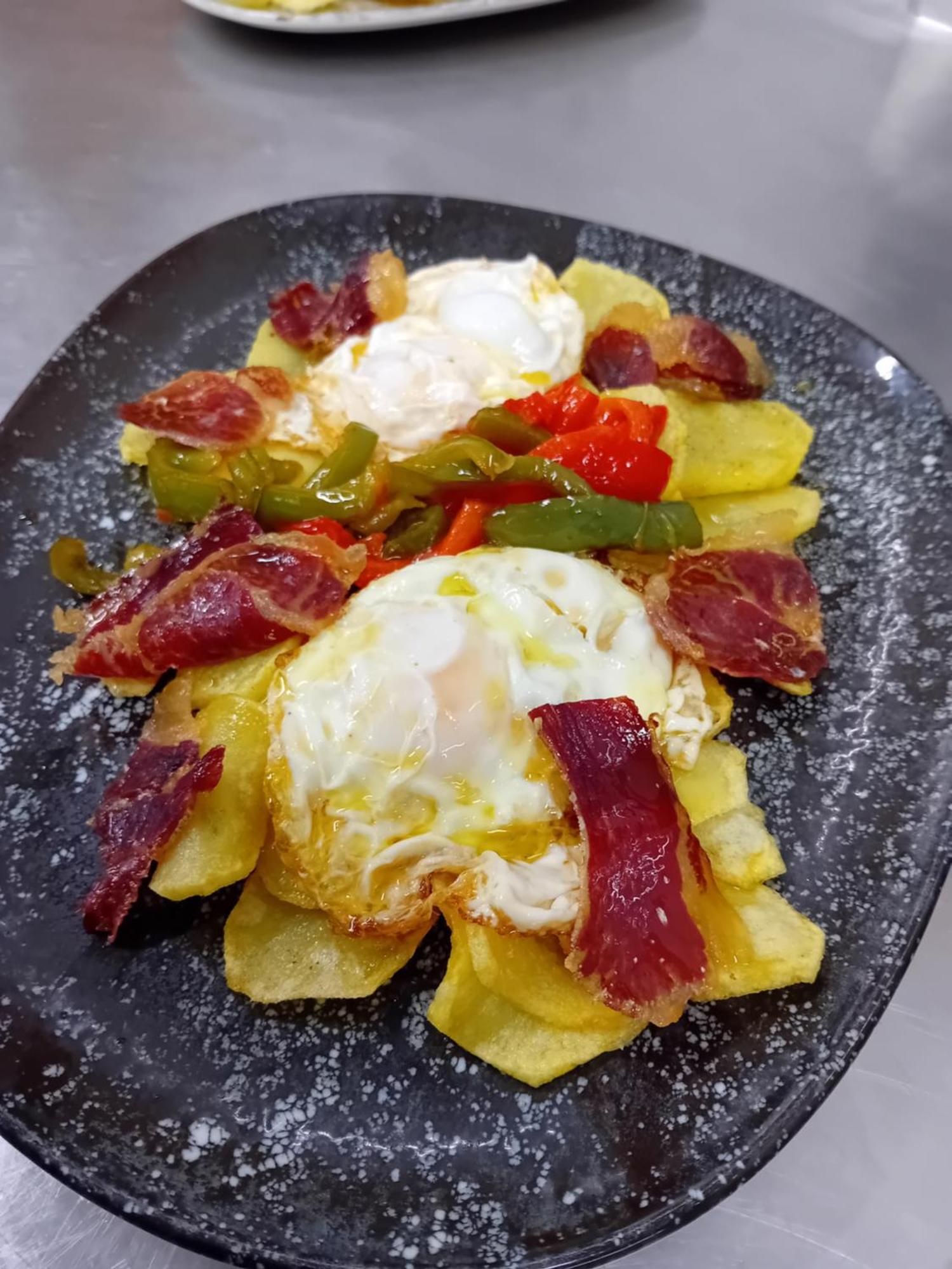 Hostal Pradaria Asador & Alojamiento Arcas エクステリア 写真