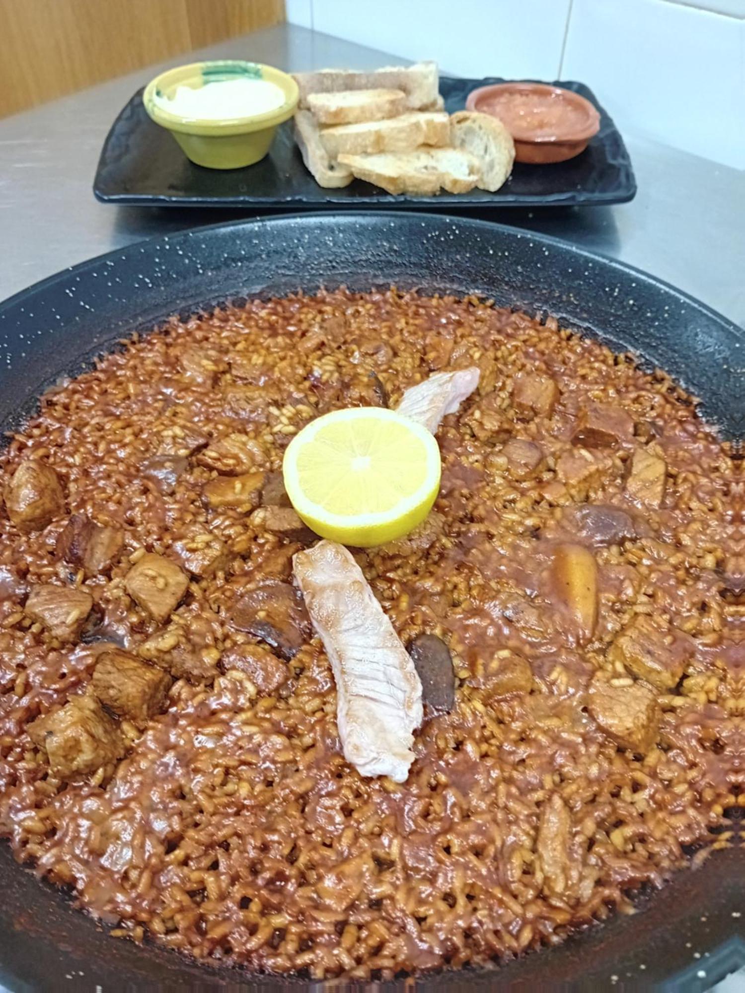 Hostal Pradaria Asador & Alojamiento Arcas エクステリア 写真