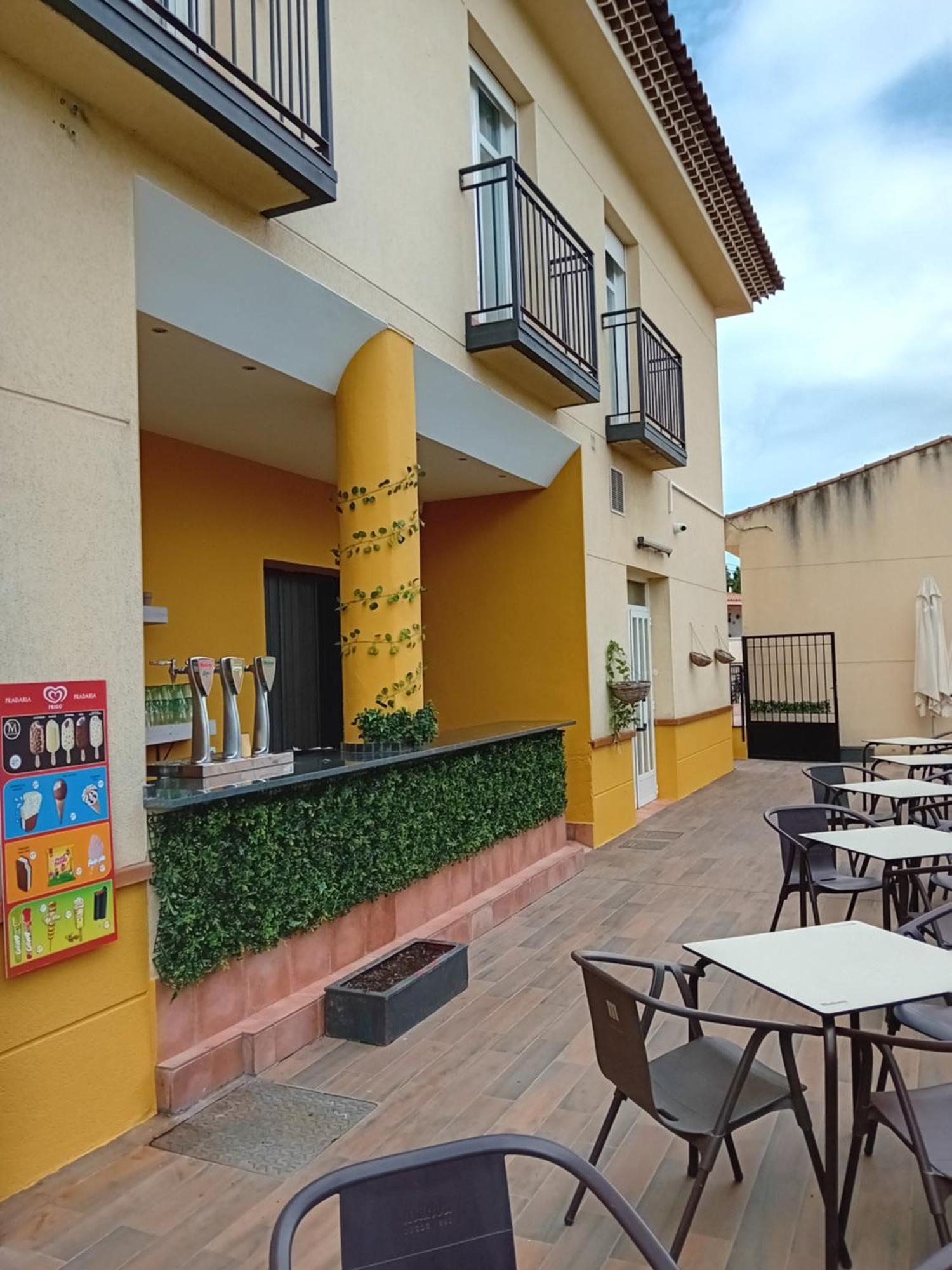 Hostal Pradaria Asador & Alojamiento Arcas エクステリア 写真