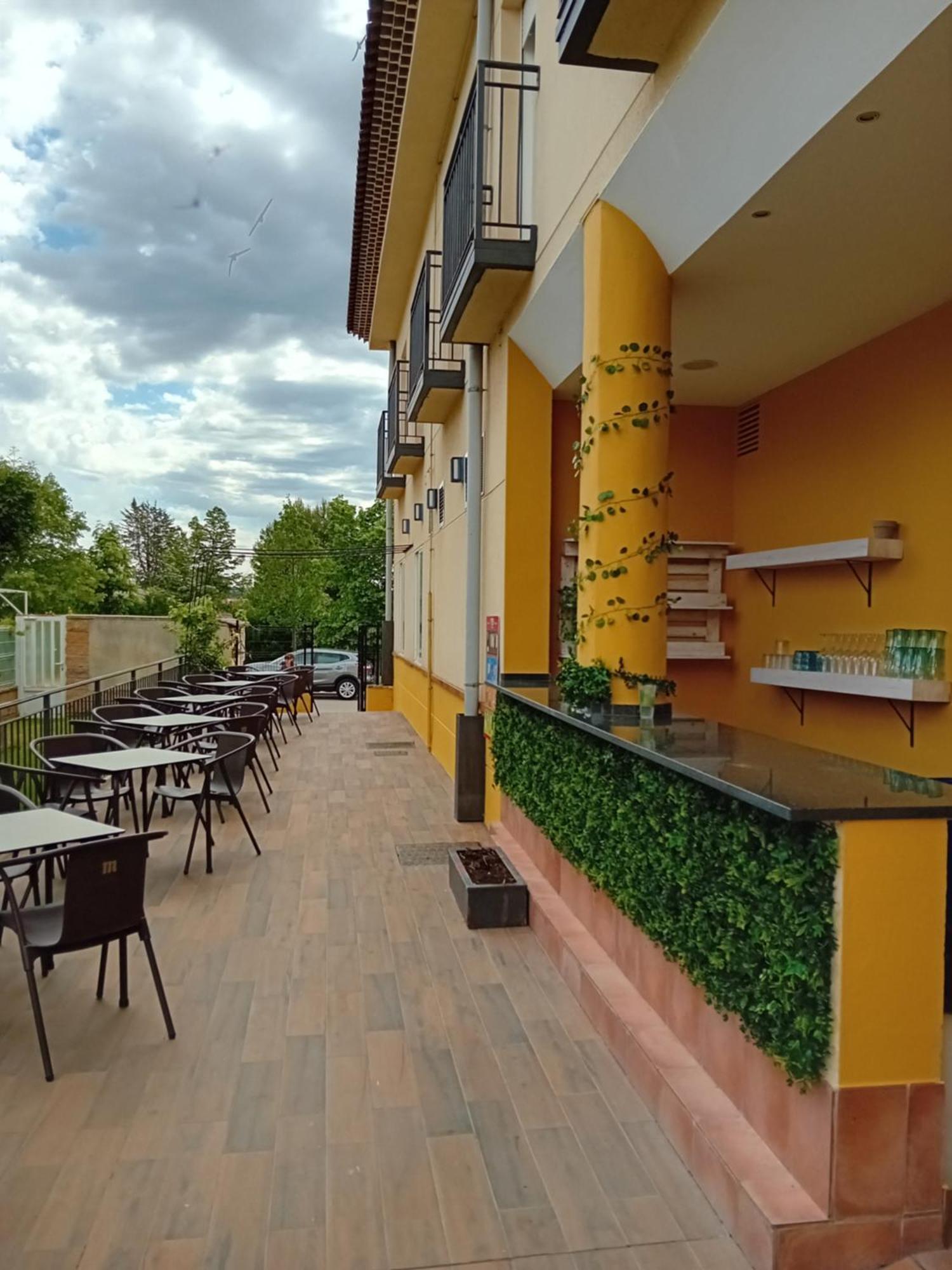 Hostal Pradaria Asador & Alojamiento Arcas エクステリア 写真