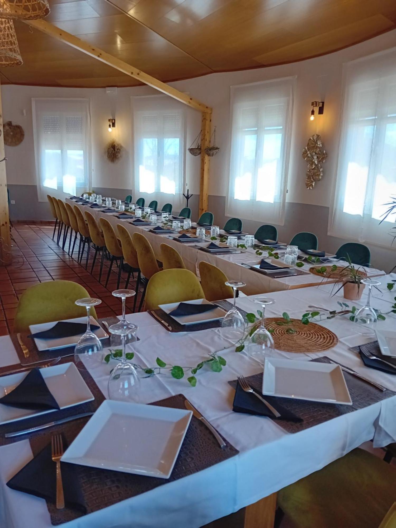 Hostal Pradaria Asador & Alojamiento Arcas エクステリア 写真